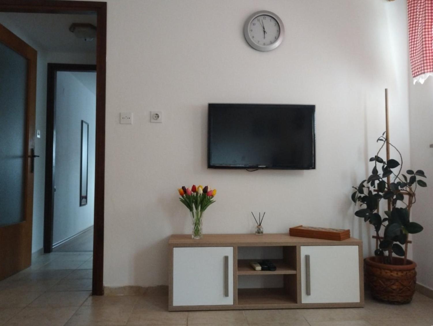 Apartman Tri Palme Gabonjin Ngoại thất bức ảnh